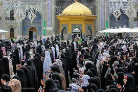 اقامه نماز عید فطر در حرم مطهر رضوی‎