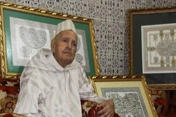 Histoire d’un vieux calligraphe marocain et de son amour pour le Coran + photos
