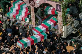 تشییع آلاله‌های گمنام در معراج الشهدای تهران