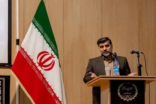 موفقیت نظام آموزشی در گروی نقش‌آفرینی صحیح معلمان است
