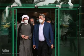 بازدید پیروز حناچی، شهردار تهران از مراکز قرآنی شهرداری منطقه ۱۰