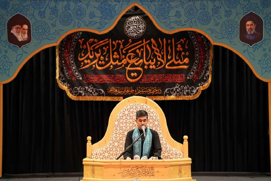 مواهب العراق القرآنية تحيي محفلاً قرآنياً في مسجد جمكران بمدينة قم + صور مواهب العراق القرآنية تحيي محفلاً قرآنياً في مسجد جمكران بمدينة قم + صور