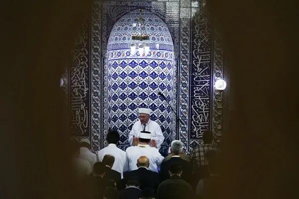 کمبود بودجه، دلیل توقف پروژه آموزش امامان مساجد آلمان