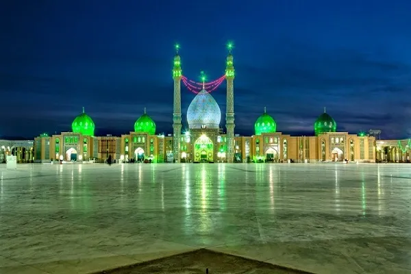 اعزام ۱۰۲ فعال منتخب مساجد کردستان به مسجد جمکران