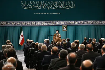 دیدار سفیران و مسئولان وزارت امور خارجه با رهبر انقلاب