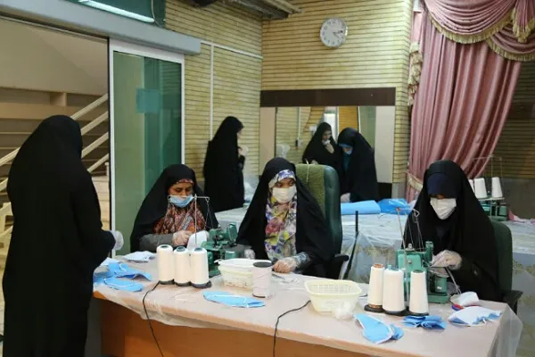 راه‌اندازی کارگاه تولید ماسک به همت قرارگاه فرهنگی بانوان چهارمحال‌‌وبختیاری