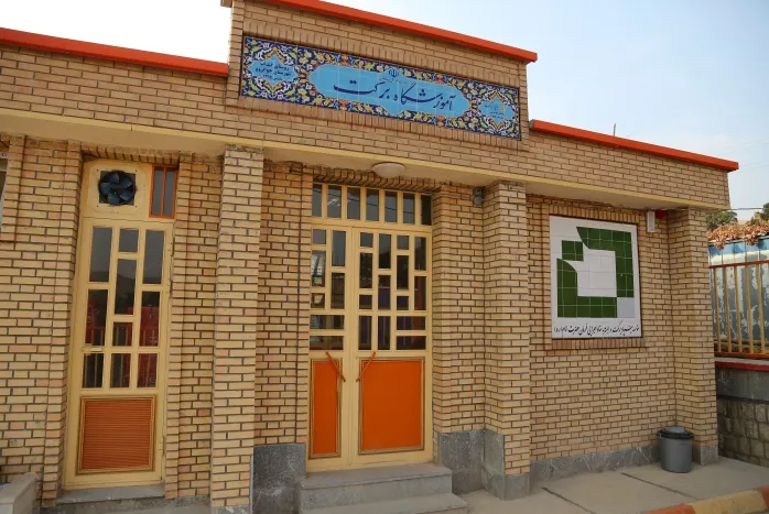 ویژه برنامه ستاد اجرایی فرمان حضرت امام(ره) در سالروز زلزله کرمانشاه/ فرصتی برای سرمایه‌گذاری مردمی