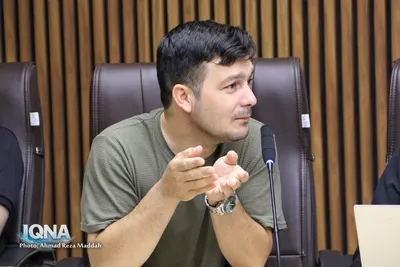 نشست های خبری معاون قالیباف و همچنین رئیس مجمع نمایندگان استان فارس با خبرنگاران