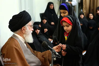 دیدارجمعی‌ازخانواده‌های‌شهدای مدافع‌حرم با رهبرانقلاب