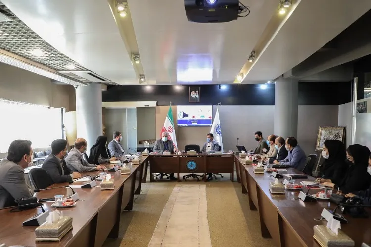 نگاه جامعه نسبت به زندانيان نيازمند تغيير است