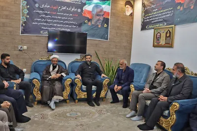 دیدار نماینده مقام معظم رهبری با خانواده سردار شهید یعقوب خادمی