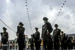 آیین تعویض پرچم گنبد آستان حضرت شاهچراغ (ع)‎‎