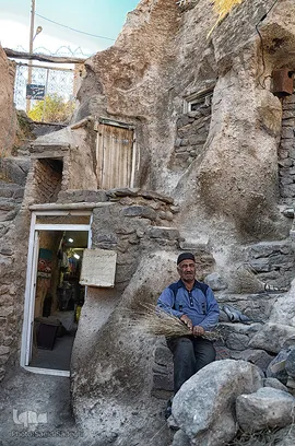 زندگی در دل صخره (روستای کندوان)