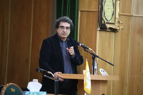 برگزاری جشنواره‌ها می‌تواند به بازگشت مخاطب به روزنامه‌ها کمک کند