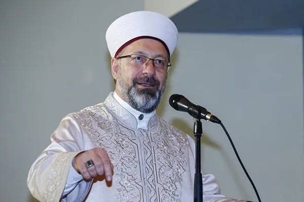 Erbaş: Tesettür her şeyden önce Allah’ın bir emridir