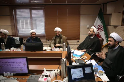 دومين نشست دبيران قرآن و عترت استانی نهاد نمایندگی مقام معظم رهبری در دانشگاه‌ها