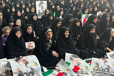 سوگواری بانوان اصفهانی به یاد شهیدان خدمت