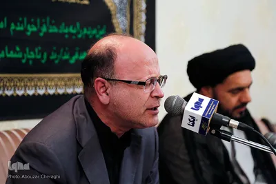 سوگ‌نشینی قاریان قرآن در سومین شب شهادت امام حسین(ع)