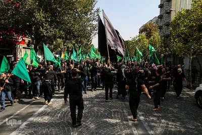 عزاداری ظهر عاشورا در تهران 
