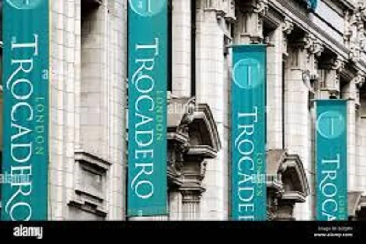 Une mosquée au complexe de loisirs Trocadero de Londres