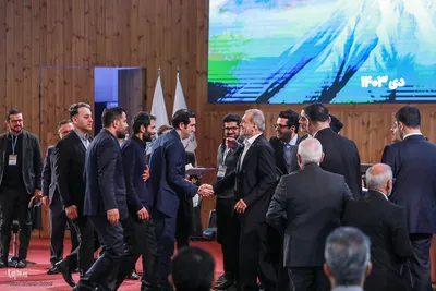 همایش «گفت‌وگوی ملی درباره وفاق ملی»
