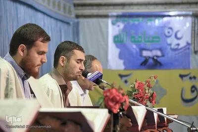  آیین جزء خواني قرآن کریم عربهای مقیم دولت آباد ری