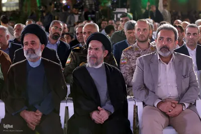 رونمایی تقریظ رهبر معظم انقلاب بر کتاب «پاسیاد پسر خاک»