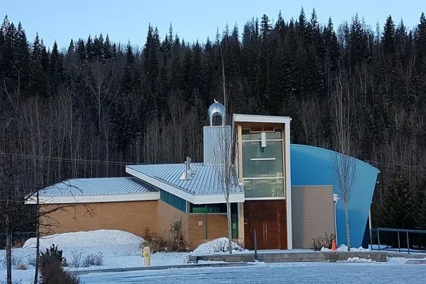 Canadá: la primera mezquita en el norte de la Columbia Británica celebra su décimo aniversario