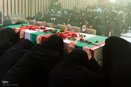 مراسم تکریم از مادران و همسران شهدا