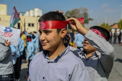 تجمع دانش آموزان شیرازی در حمایت از کودکان غزه