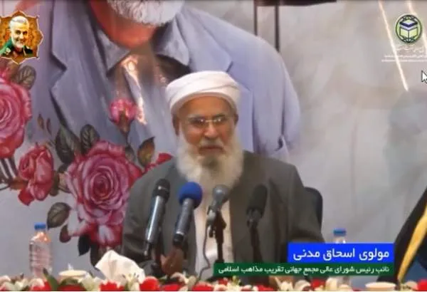 تواضع و اعتقاد به وحدت واقعی از ویژگی‌های برجسته سردار سلیمانی بود