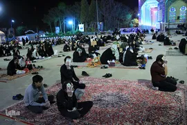 احیای شب نوزدهم ماه مبارک رمضان در امامزاده سید جعفر محمد(ع ) یزد