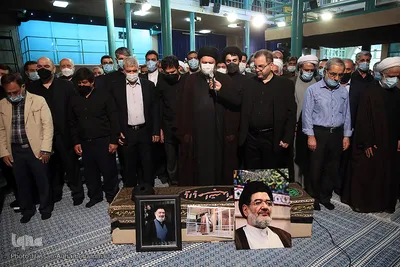 مراسم تشییع پیکر مرحوم حجت الاسلام والمسلمین علی اکبر محتشمی پور در جماران
