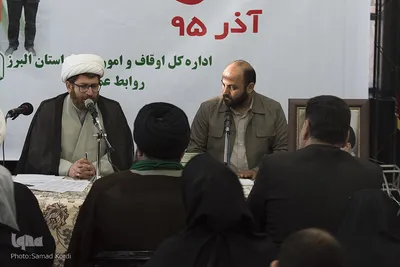 غبارروبی آستان امام زاده حسن(ع) با حضور اصحاب رسانه