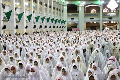 جشن شکوفایی (تکلیف) دانش آموزان دختر تبریز