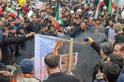 شکوه چهل سالگی در قم