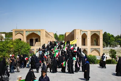راهپیمایی نمادین «مادری مرز ندارد» در اصفهان