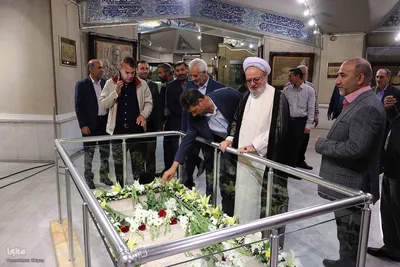 گلباران مزار استاد شهریار