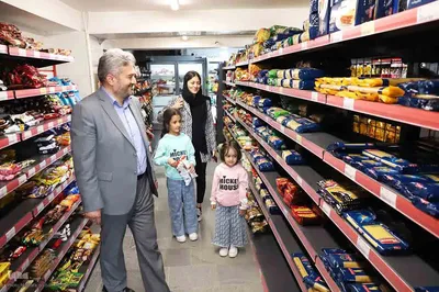 واژه مقدس پدر یعنی کوه آرامش، ستون استوار و سنگ صبور خانواده