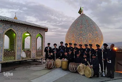 آیین نقاره ‌زنی در حرم حضرت شاهچراغ(ع)
