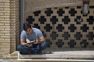 مراسم اعتکاف در مسجد جامع قم