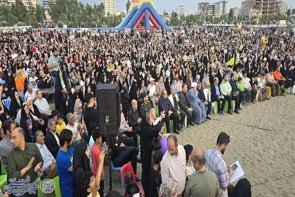 جشن بزرگ محفل قرآنی علویون در ساحل دریای بابلسر