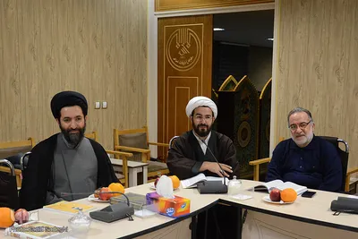 نشست مجمع اساتید و پیشکسوتان قرآنی آذربایجان شرقی