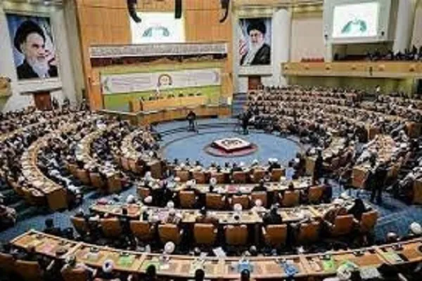 اولین گام رسیدن به وحدت، پذیرش تکثر بین انسان‌ها است
