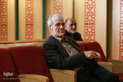 نشست رونمایی از کتاب «کلمات طاهر»