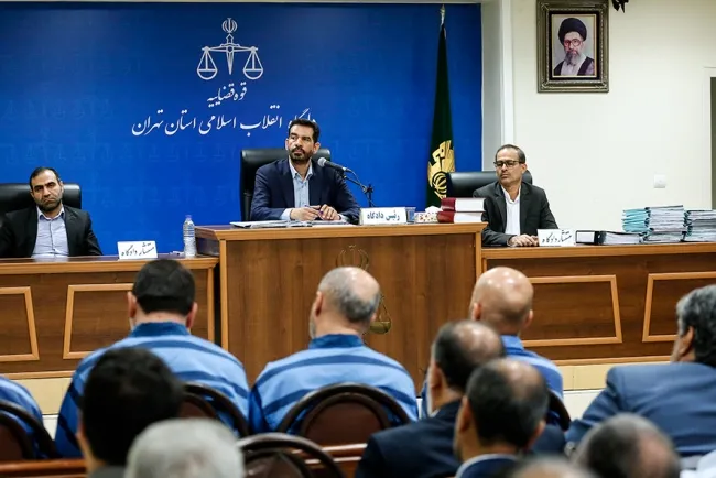 دهمین جلسه رسیدگی به اتهامات تعدادی از متهمان بانک سرمایه برگزار شد