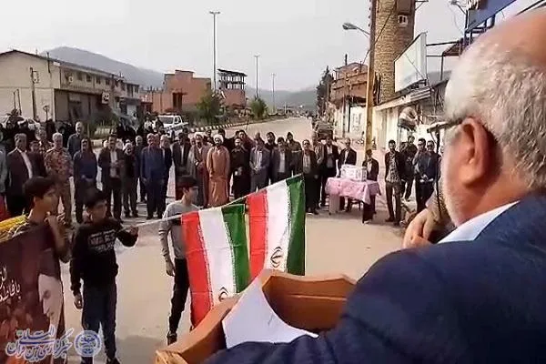 راهپیمایی ضد استکباری دانش آموزان مدارس دهستان فریم دودانگه ساری