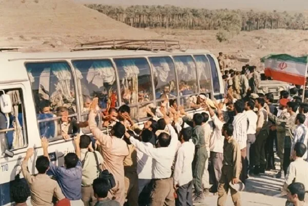 بازگشت آزادگان