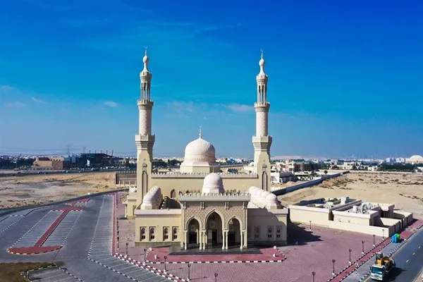 الإمارات: إفتتاح مسجد 