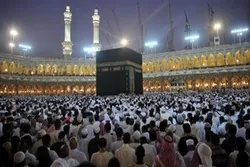 د کورونا له ویروس سره مقابلې لپاره د عمرې د مراسمو د لغو کولو غوښتنه